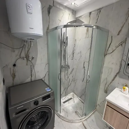 Luxury Lezhe
