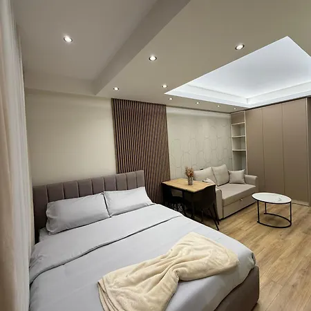 Luxury Lezhe