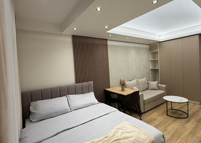 Luxury Lezhe